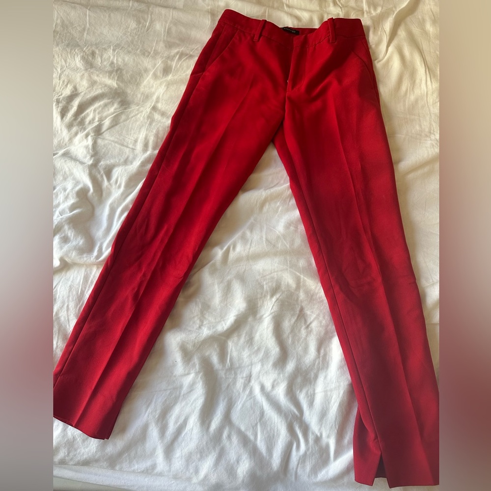 Zara - red pleated pants